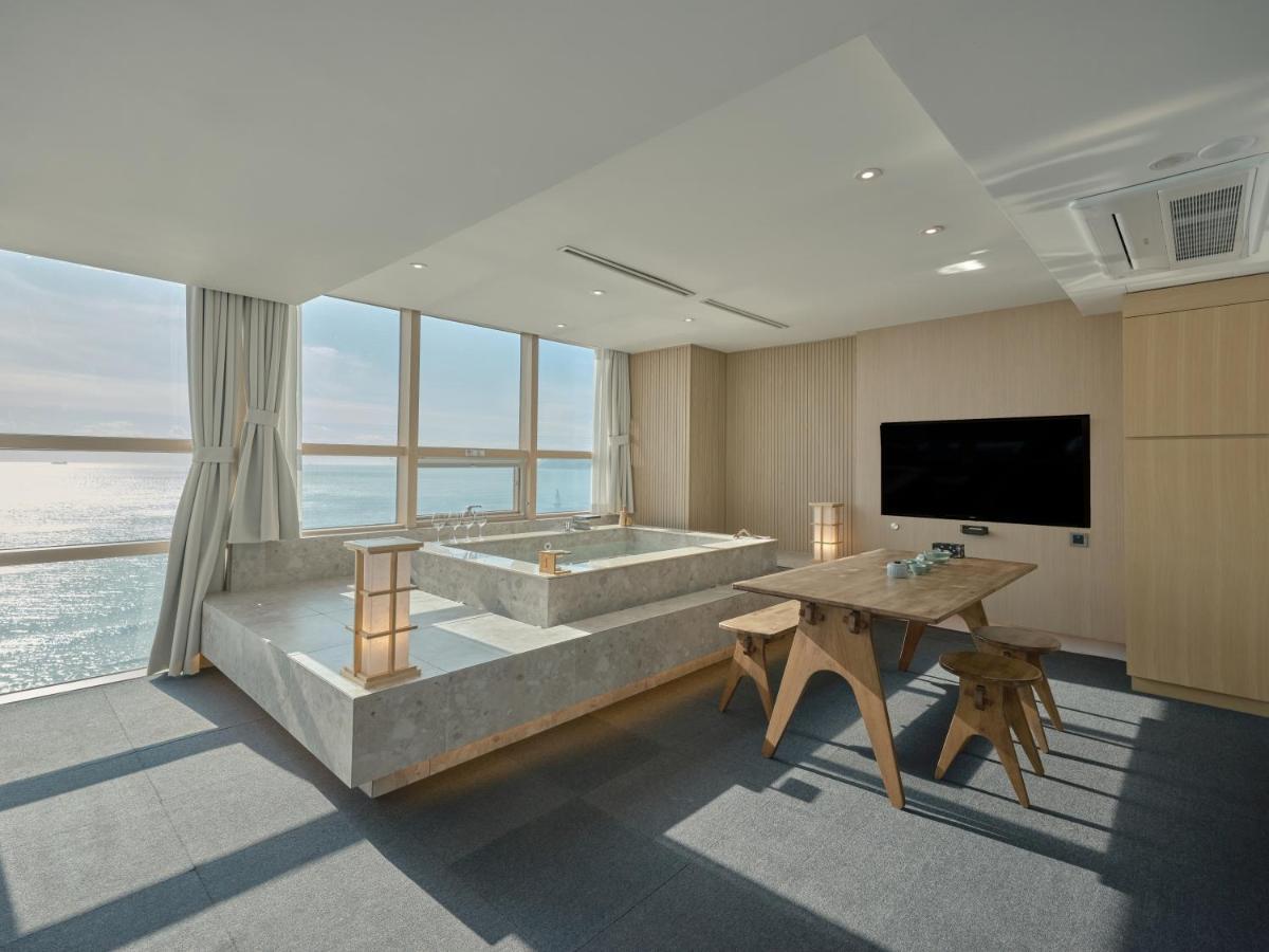 Uh Suite The Haeundae بوسان المظهر الخارجي الصورة